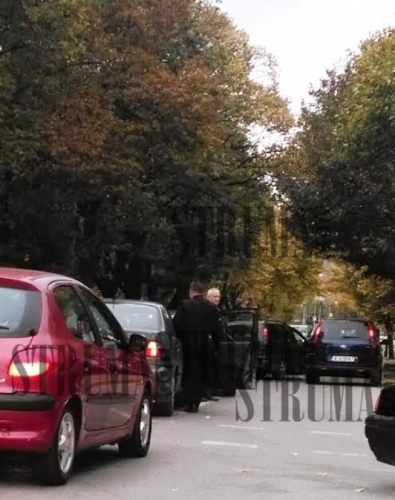Пак агресия на пътя! Шофьори скочиха да се бият след лека катастрофа 