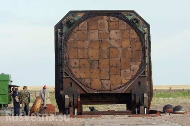 Разсекретиха и показаха за първи път руската балистична ракета от 5-то поколение „Сармат” (СНИМКИ/ВИДЕО)