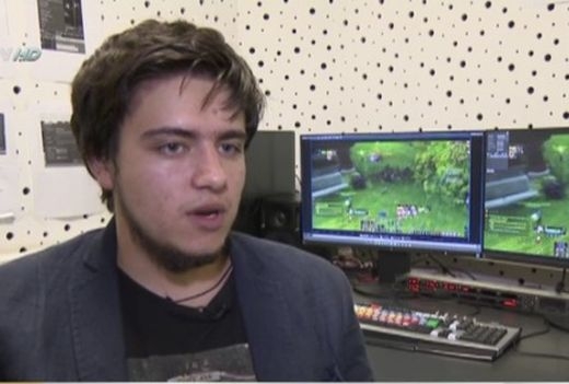 След 60 часа на компютъра! Наш геймър изпаднал в сънна кома за денонощие и половина! (ВИДЕО)