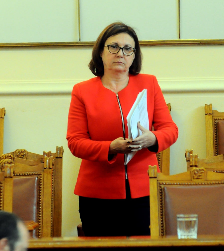 Бъчварова чака важна информация, която може да засегне много българи