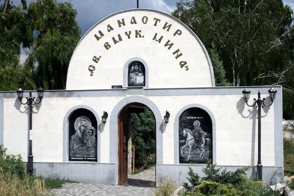 Чудо в Обрадовския манастир в София: Свети Мина събуди дете от кома