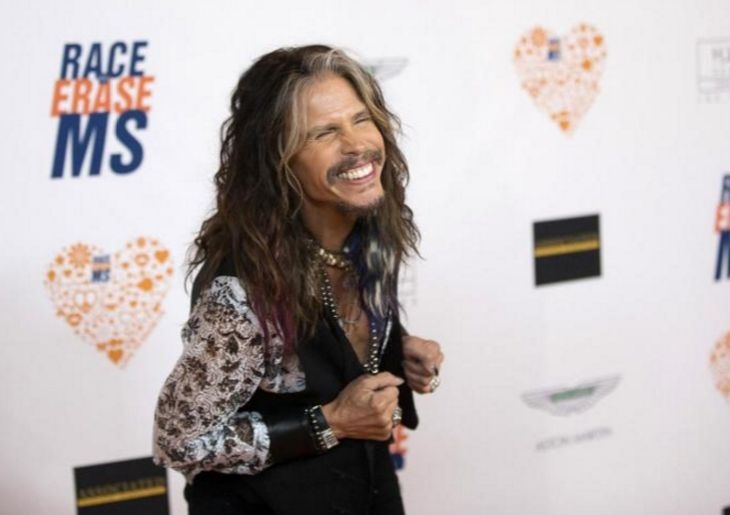 Фронтменът на Aerosmith има повод да почерпи 