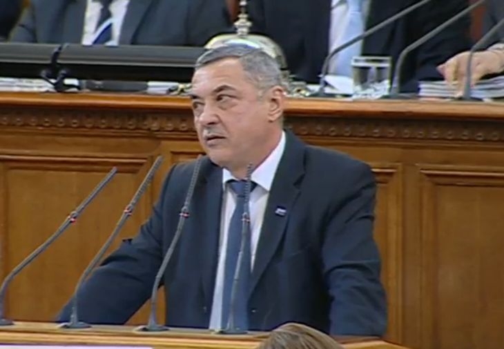 Валери Симеонов хвърли бомбата към ГЕРБ: Направете ново правителство с друг премиер!