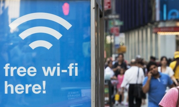 Приоритети: Нуждата от WiFi задмина секса и алкохола