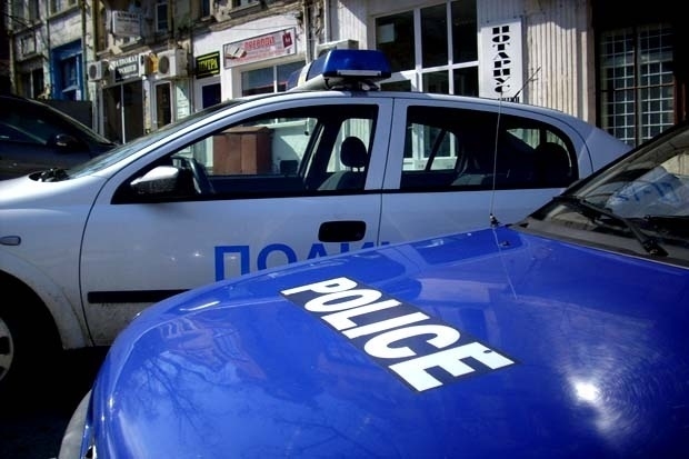 Вече месец няма следа от бруталния убиец Матоко! Полицейски чадър крие беглеца?