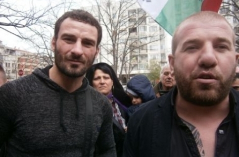 Що за наглост! Динко смля служителя си и отсече: Малко съм го бил