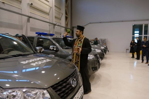 Борисов благодари на Меркел за джиповете (СНИМКА)  
