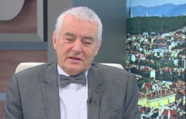 Шефът на БЧК избухна заради скандала с луксозната линейка
