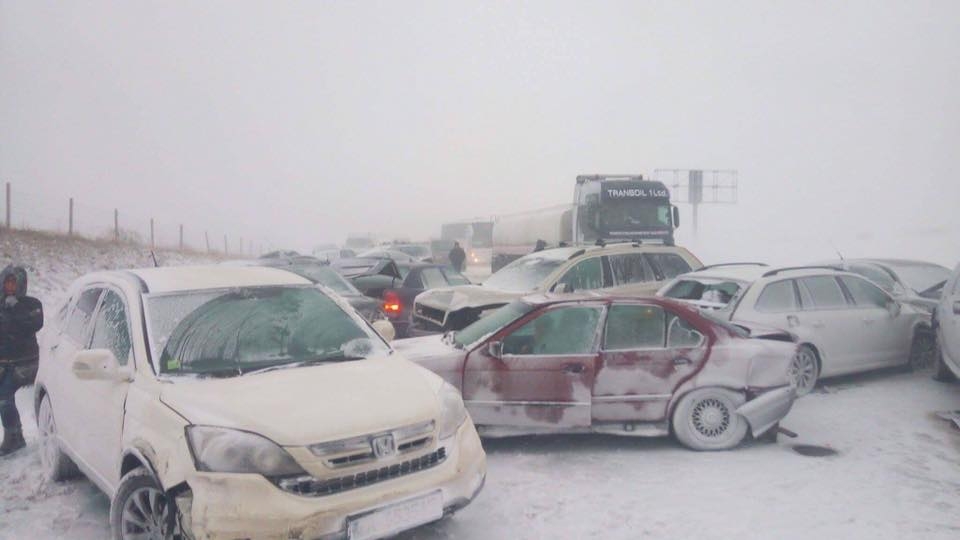 Любителско ВИДЕО открехна завесата пред причините за адското автомеле до Карнобат 
