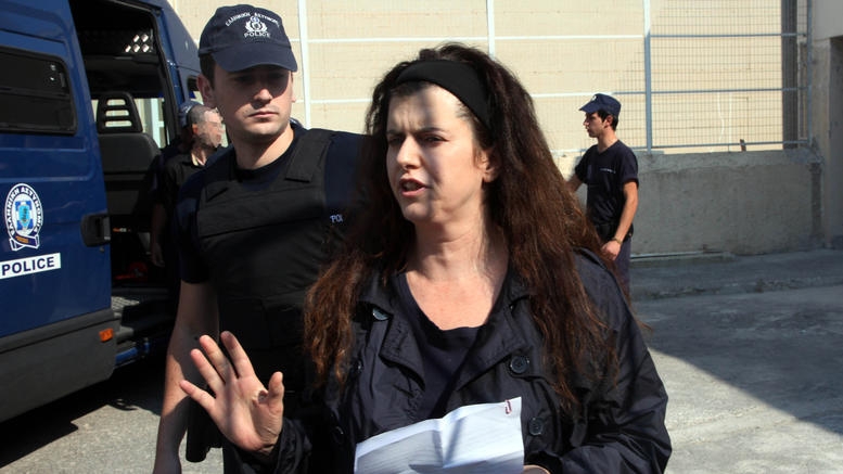 Зрелищен арест в Гърция! Щракнаха белезниците на топ терористка