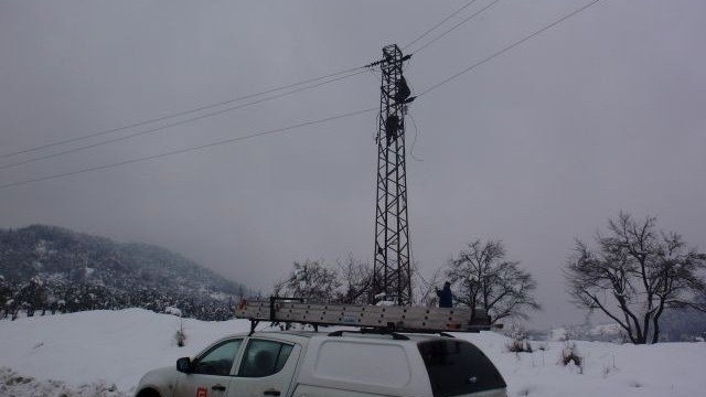 Прегряхме електрическата мрежа заради студа, сметките за парно ще са големи