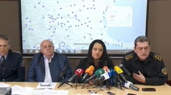 Лиляна Павлова разкри как безотговорен шофьор наврял в преспите автобус с 40 японци край Шумен