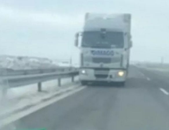 Тираджия втрещи всички на "Тракия", подкара в насрещното на аутобана (ВИДЕО)