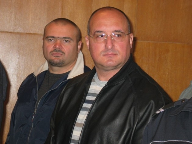 На светло е излязъл мистериозният инвалид, легализирал милионите на братя Галеви