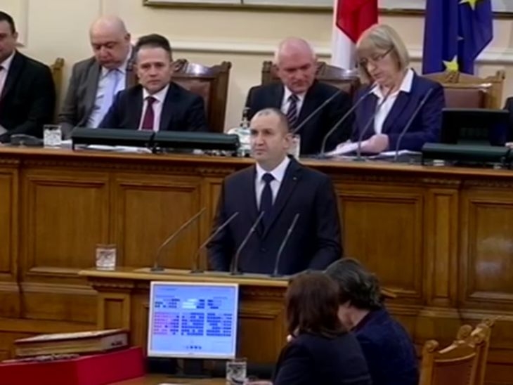 С първите си думи президентът Радев разби лабораторните чуждопоклоннически партии!