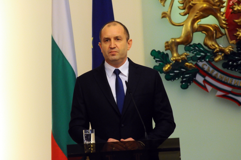 Запознаха Радев с пореден БГ проблем