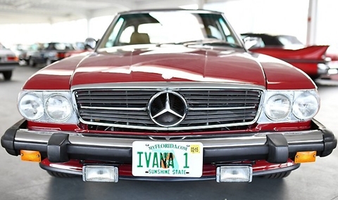 Продава се старият Mercedes на Тръмп (СНИМКИ)
