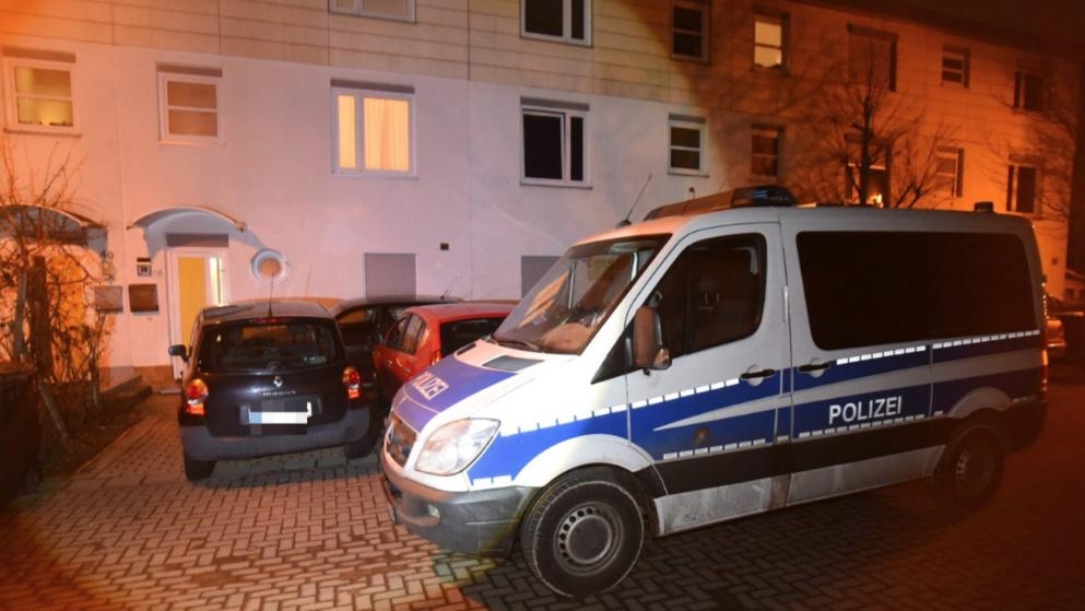 В Германия е като на война: Над 1000 полицаи громят тази сутрин мощна терористична ислямистка групировка в Хесен (СНИМКИ/ВИДЕО)
