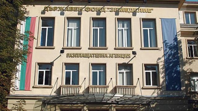 От последните минути: Служебното правителство посече Порожанов, отпусна му 1 час да подаде оставка! 