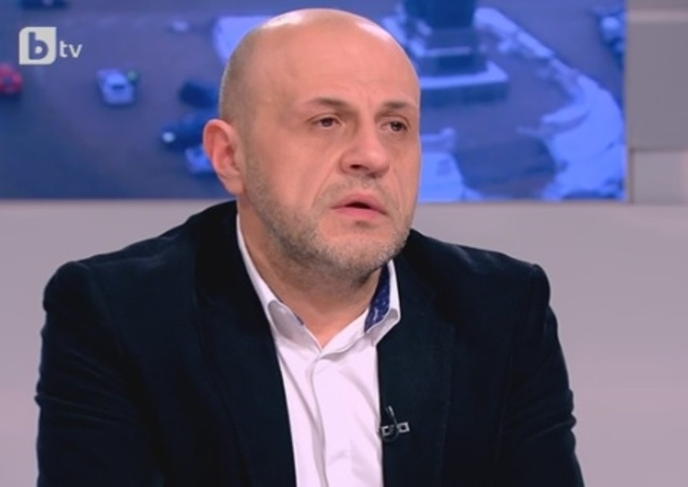 Томислав Дончев: Не ме вкарвайте в интрига коя фабрика на кого е!