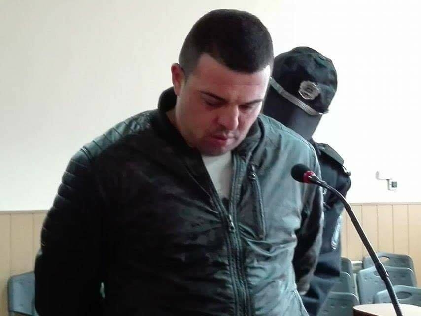 Ето го изверга Таньо, убил с юмруци другарката си по чашка (СНИМКИ)