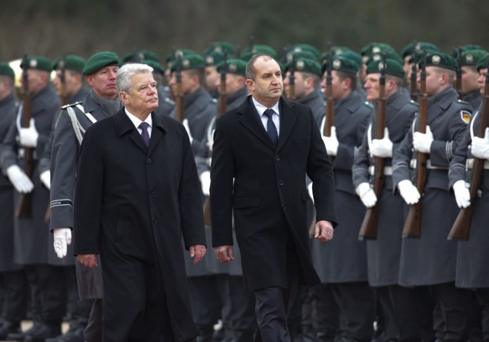 Президентът на Германия със знакова реч към Радев: Сега Ви моля да вдигнете с мен чаша за бъдещето на Европа, в което България ще играе важна роля! (СНИМКИ)