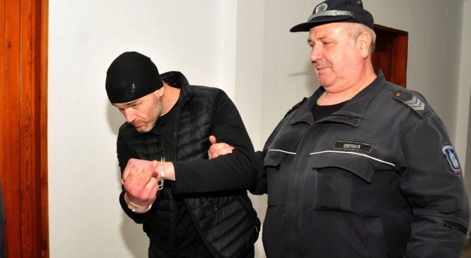 Няма милост за рецидивиста, откраднал кутия с дарения "Да помогнем на Любчо" (СНИМКИ) 