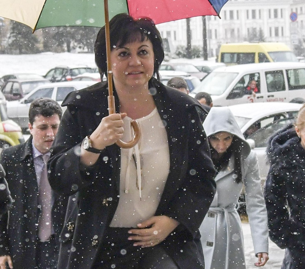 Корнелия Нинова към Бойко Борисов: Дойде време "г-жа Лъжа" да пита за истината