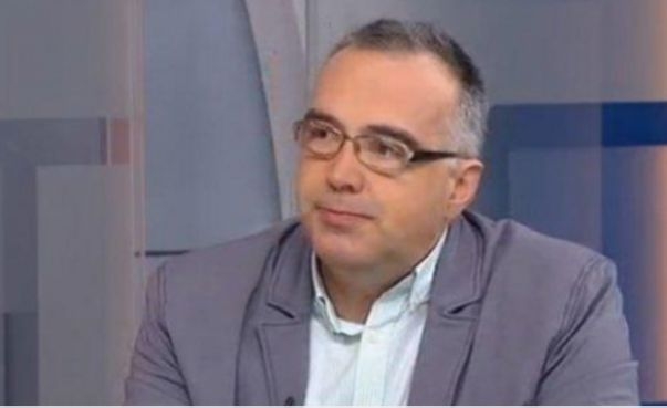 Антон Кутев: Корнелия Нинова е рисков играч, пое огромен риск с ген. Радев, но успя