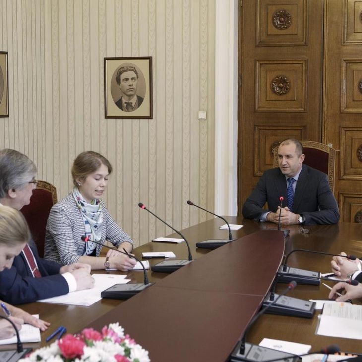 Румен Радев се срещна с посланика на Русия! Вижте какво обсъдиха