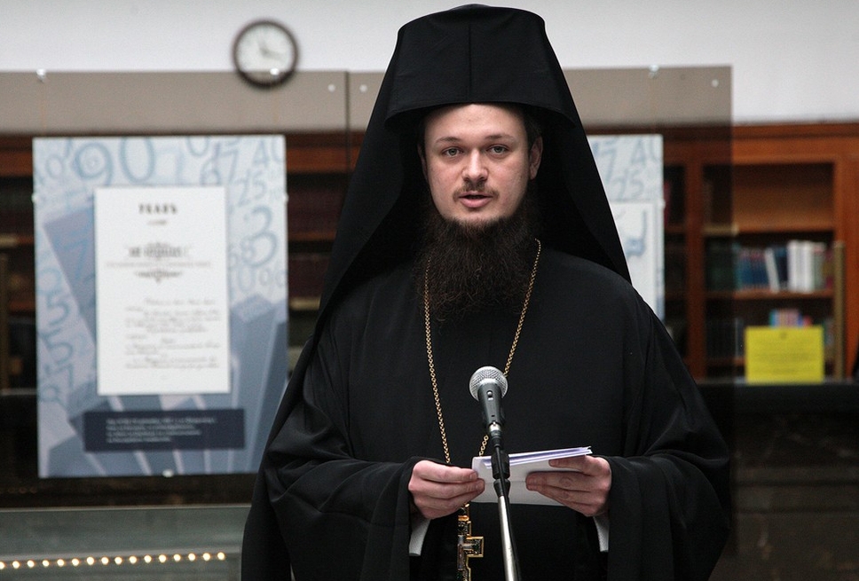 Завеждат църковно-наказателно дело срещу "архимандрита със зарята" Дионисий