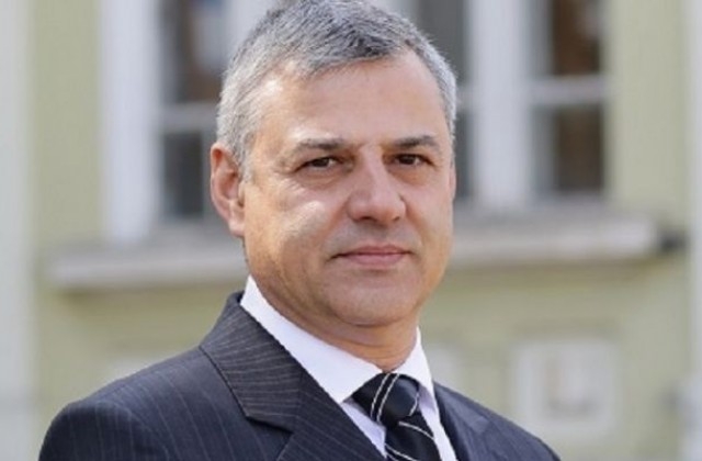 Нов скандал! Кадър на Герджиков подготвя втори бежански лагер в Хасково