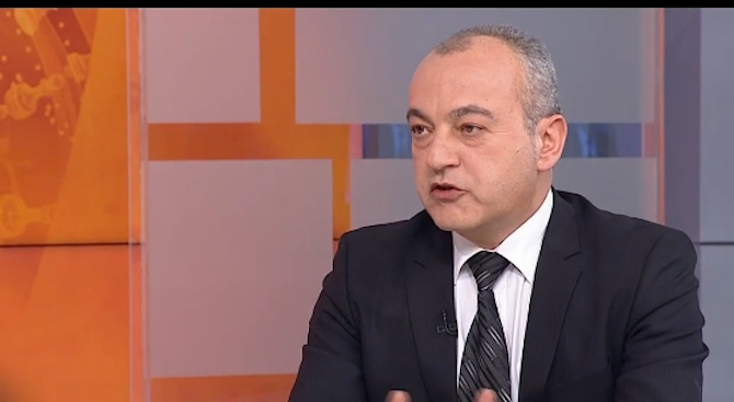 Социалният министър с притеснителни данни за бедността в България