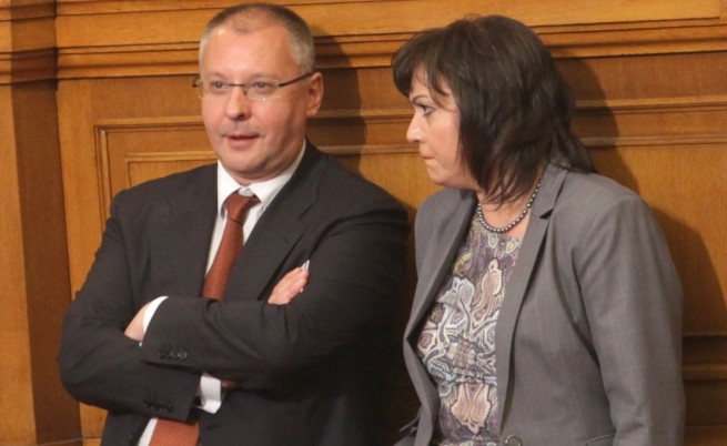 Нинова забърка БСП и в международна интрига?