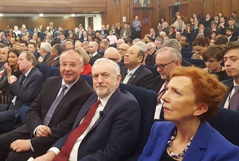 Станишев нападна Тереза Мей: Мисли си, че е в ресторант, където си поръчва всичко от менюто, но кара ЕС да плати сметката 