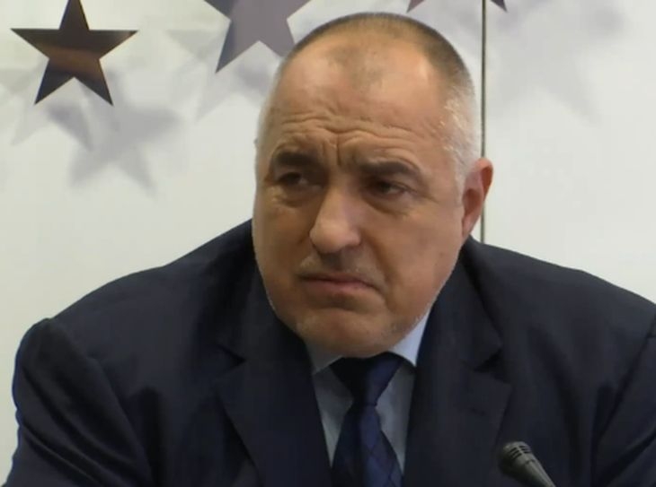 Борисов култов! Да не сме гаджета с Корнелия, че да се гледаме очи в очи! 
