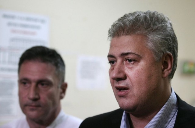 Разкритие: Шефът на "Пирогов" проф. Асен Балтов има изградени антитела