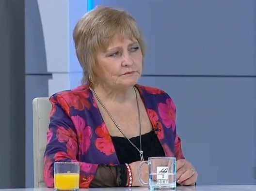 Байкова попиля всички: Защо българчетата да ядат кроасани с по 11 Е-та – искаме да ги правят като френските!
