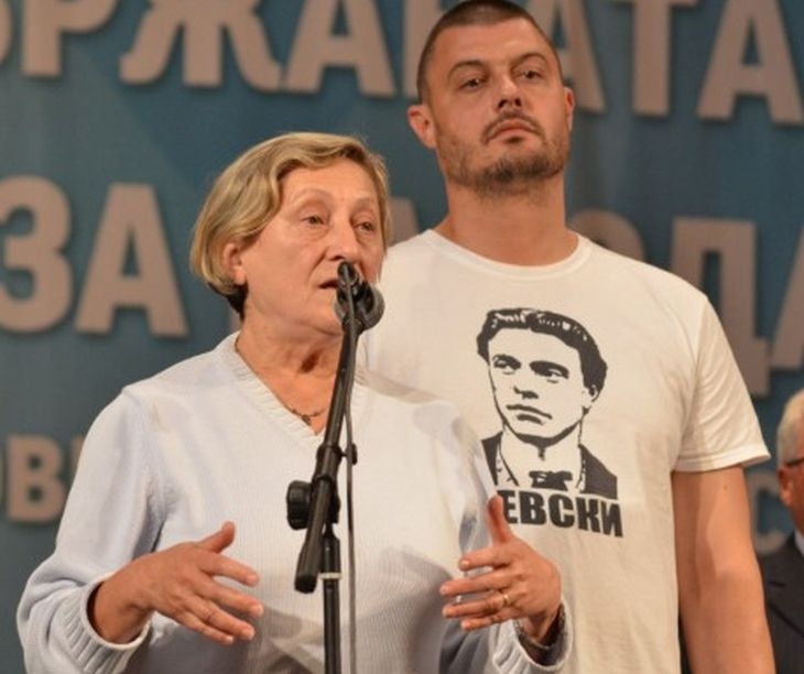 Бареков сензационно: Платиха на Нешка Робева да ме предаде за пари!