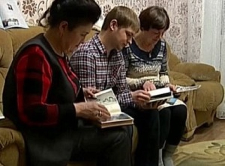 Близо 30 години Флера твърдяла, че са й дали грешно бебе - когато го доказала, последвал ШОК...