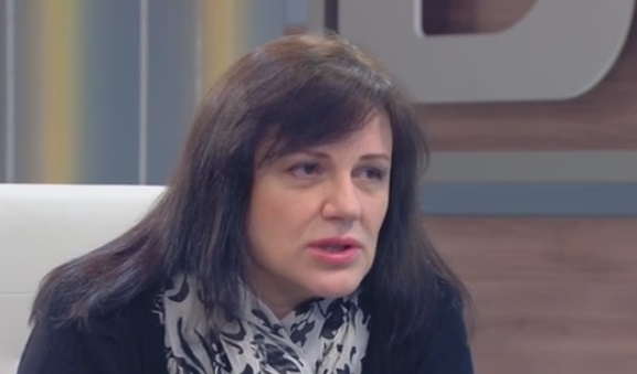 Психолог обясни каква е причината полицаят Драго да гръмне жена си Галя в Казанлък