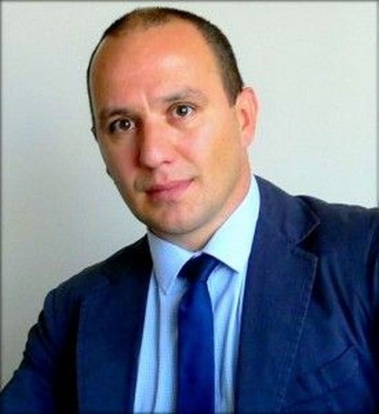 Пловдивски адвокат готов да брани със зъби и нокти Елена Йончева от Борисов