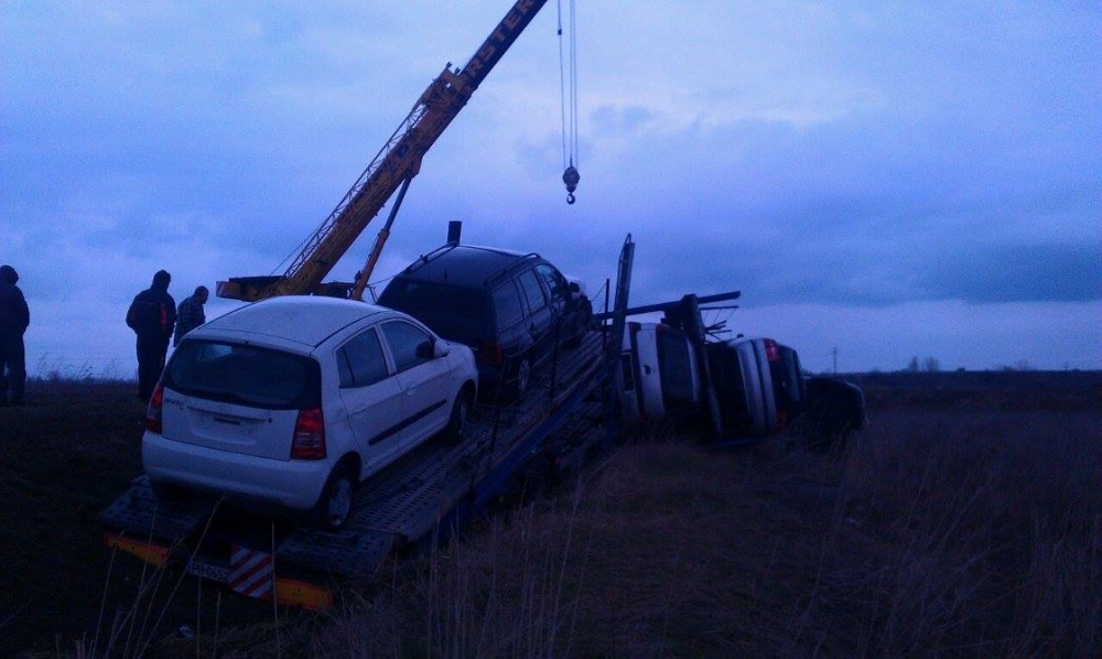 Автовоз се обърна в Пловдив, жена е пострадала