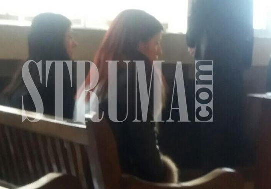Жената на Ембака проговори за първи път след убийството на Легионера: Молих ги да не се бият, плаках и се опитвах да ги спра!