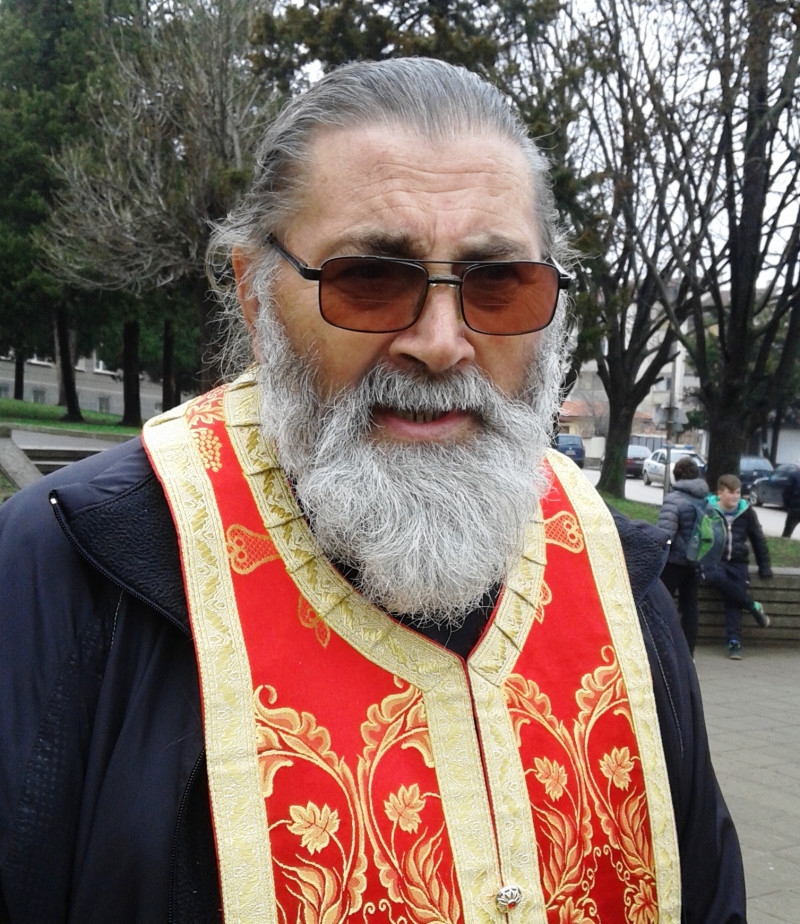 Бивша барета с 31 г. служба в МВР става свещеник, след като се върнал от „оня свят“