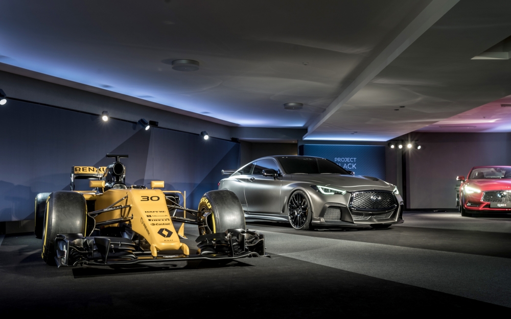 Infiniti направи ексклузивен болид за пътя (СНИМКИ)