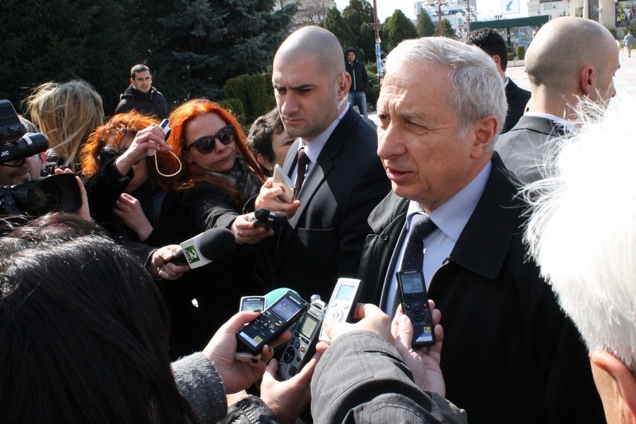 Герджиков разкри защо Надежда Нейнски е била привикана в София