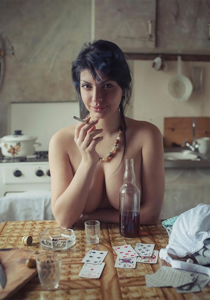 Палав фотограф улови красотата на славянските жени (ГОРЕЩИ СНИМКИ 18+)