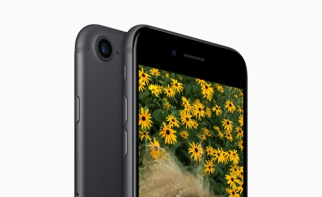 Apple заменя iPhone с добавената реалност