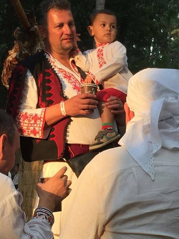 Само в БЛИЦ: Валентин Николов - депутатът от ГЕРБ, който брани енергетикта, кара мотори и учи внука си на патриотизъм